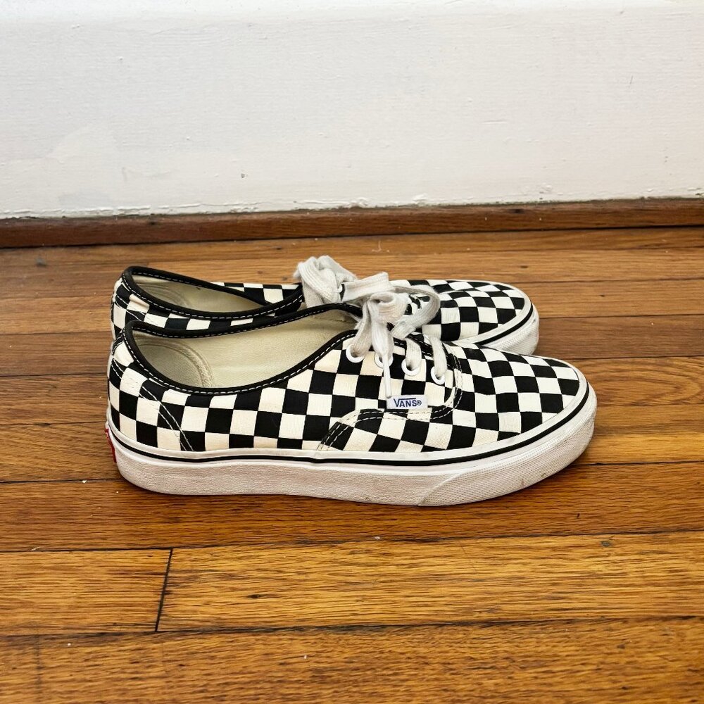 VANS lace up checkerboard womens size 7.5!